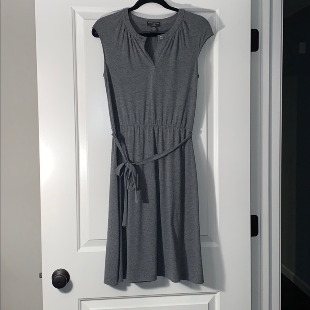 Like new Banana Republic dress